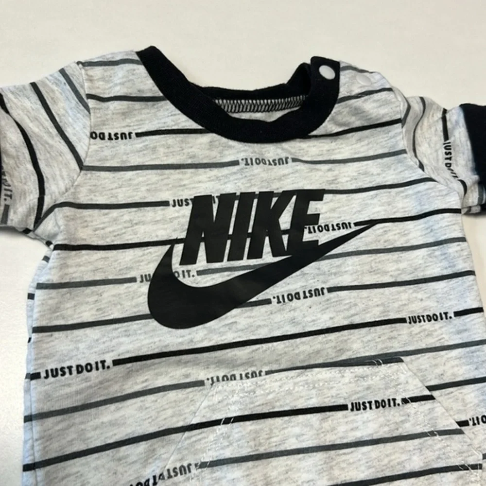 Nike romper‎